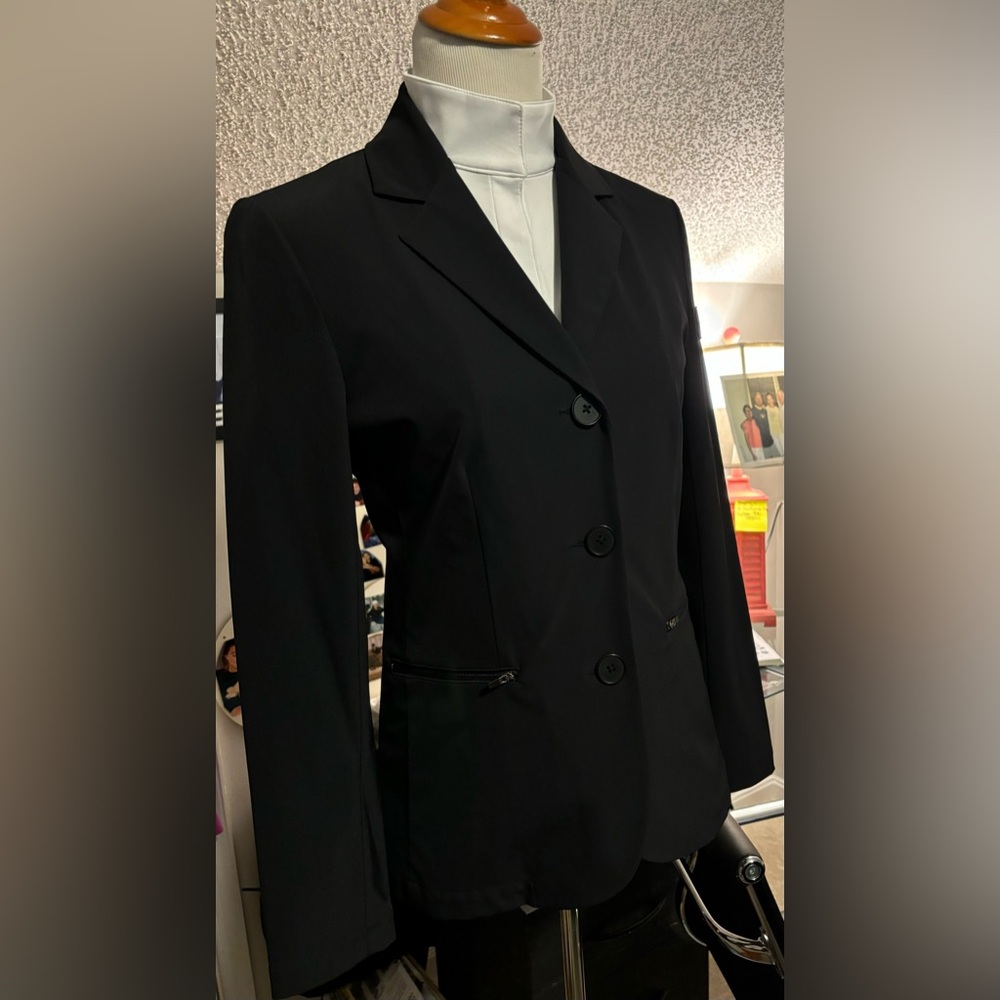 Show Jacket/ Prestige-Schoeller-Dyer Equestrian/ Swiss made. Size 8. - Picture 5 of 5